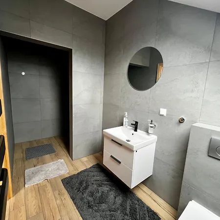 Navalovnia * Golkowice Dolne